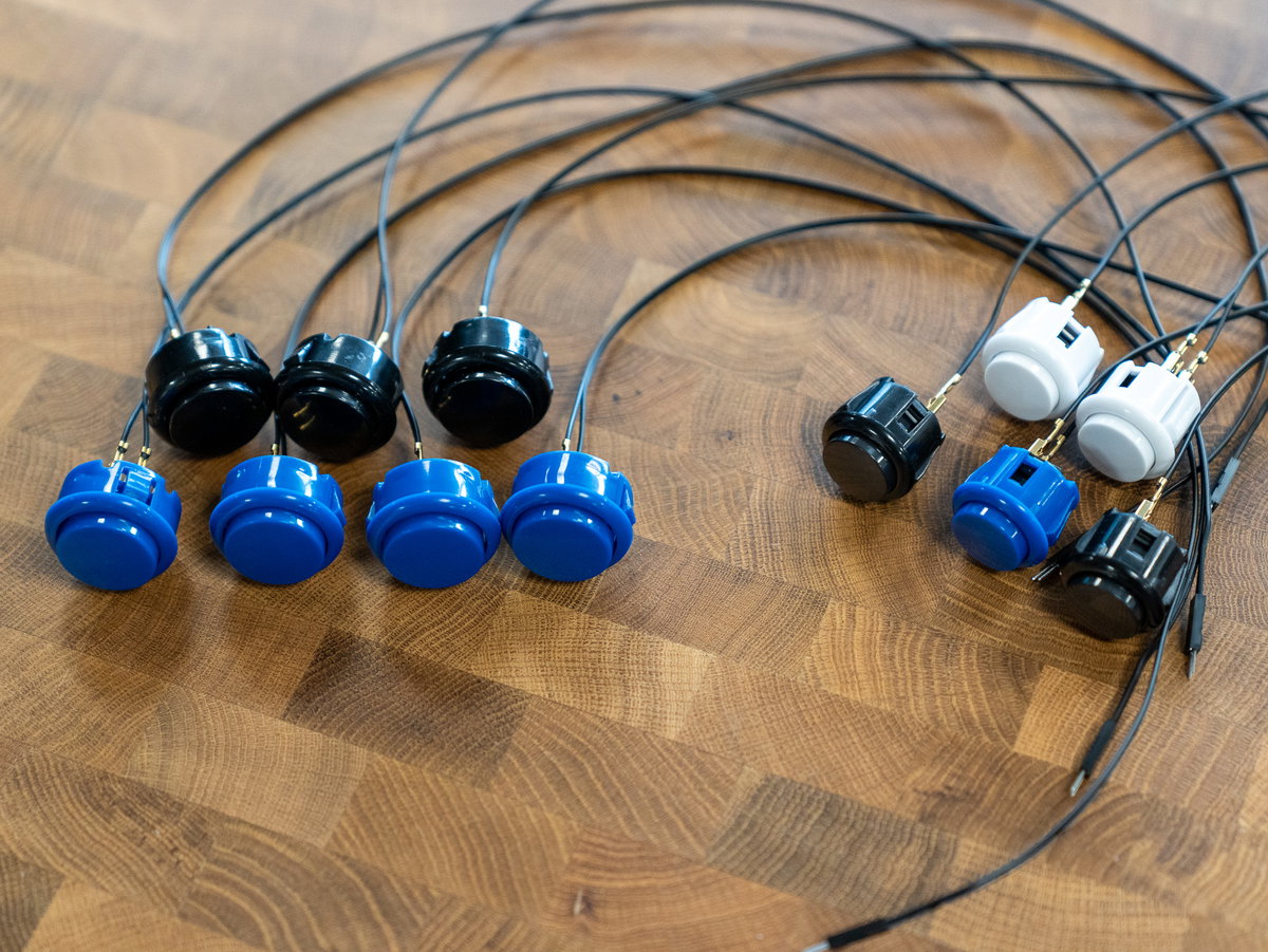 Two-player button wires separated into pairs