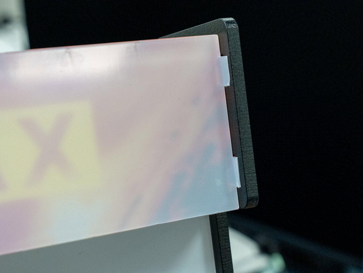 Marquee panel tabs aligned with the side-panel slots