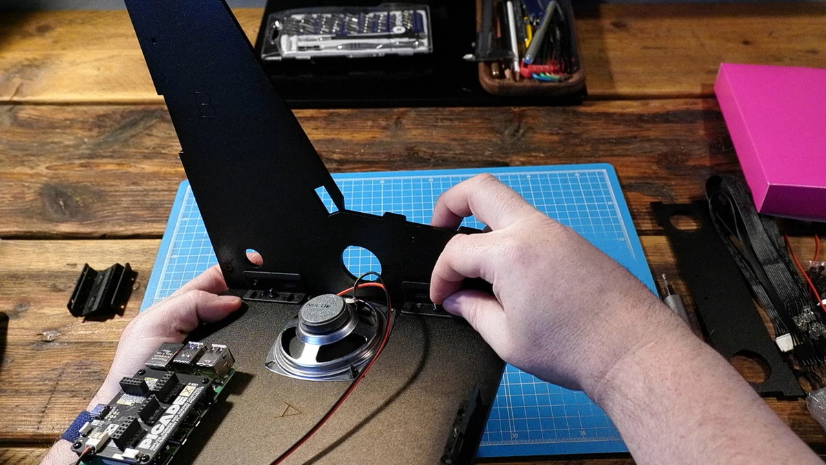 Attaching side panel B
