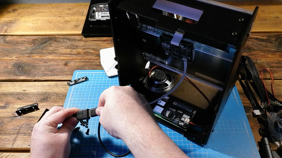 Plugging in the HDMI cable