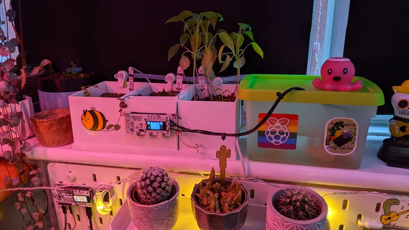 A custom Grow setup with 3D printed pots