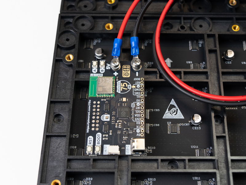 Connecting the power cable to Interstate